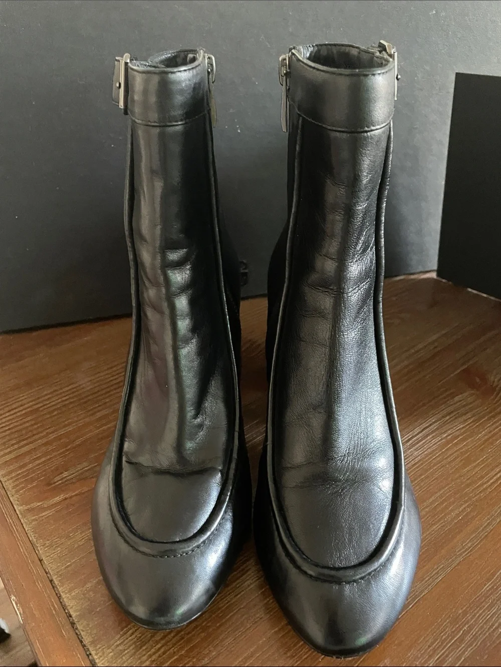 Pour la Victoire Black Italian Leather Ankle Boots Sz 7.5 Polished Lux Workwear